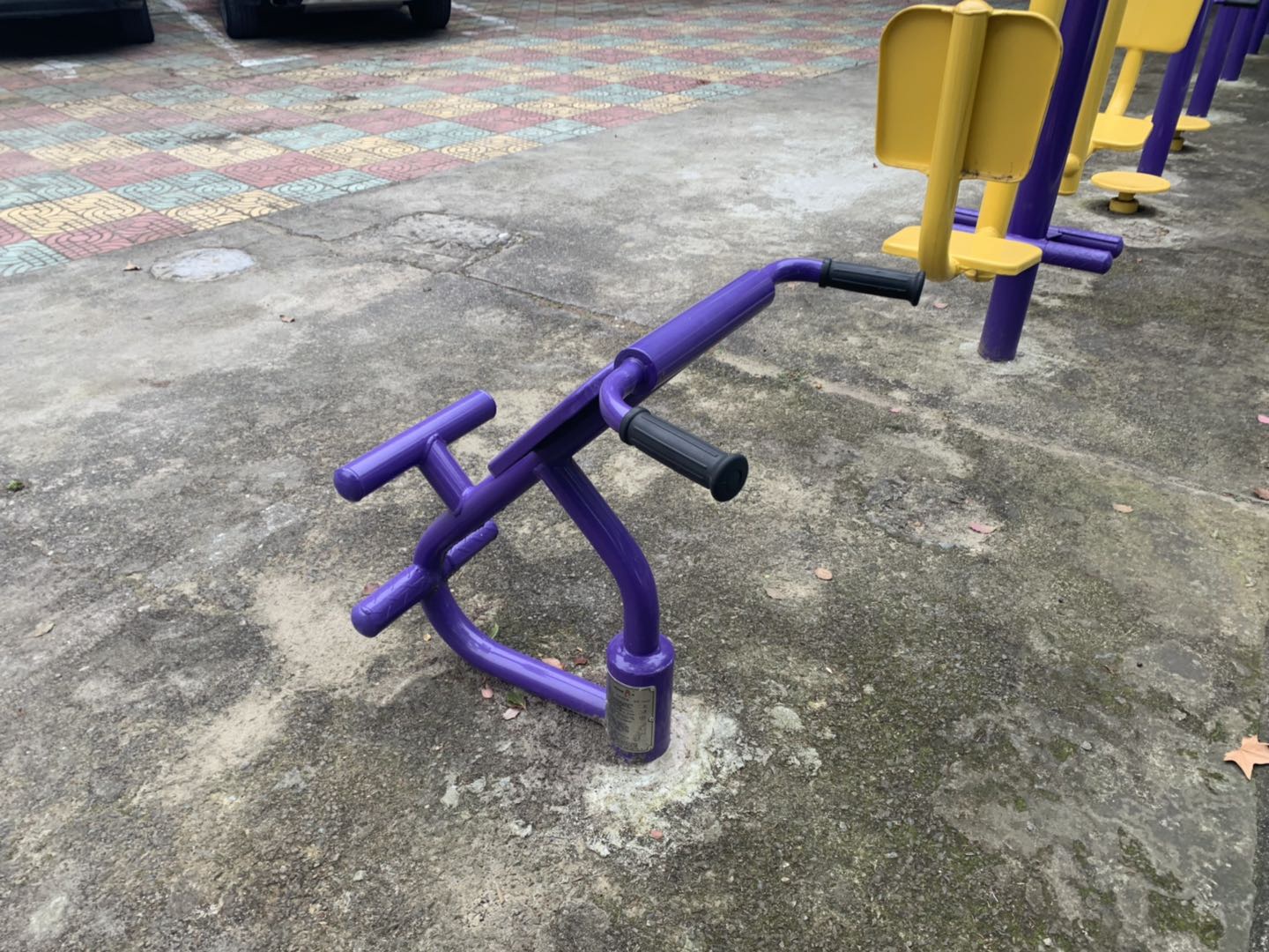 背肌训练器