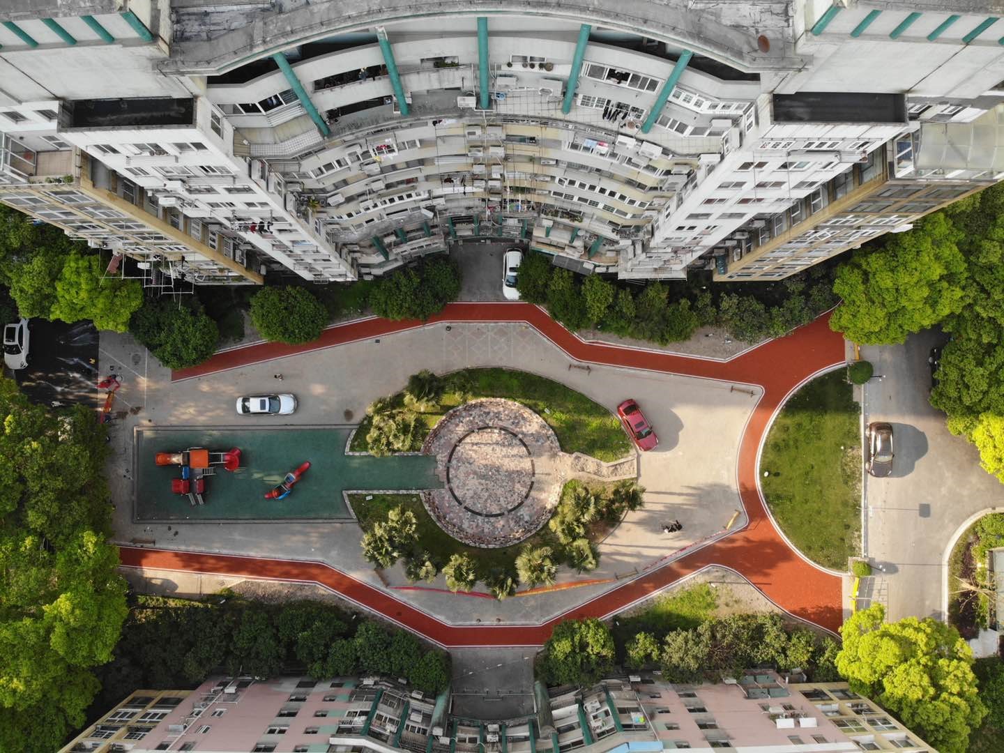 世纪之门健身步道