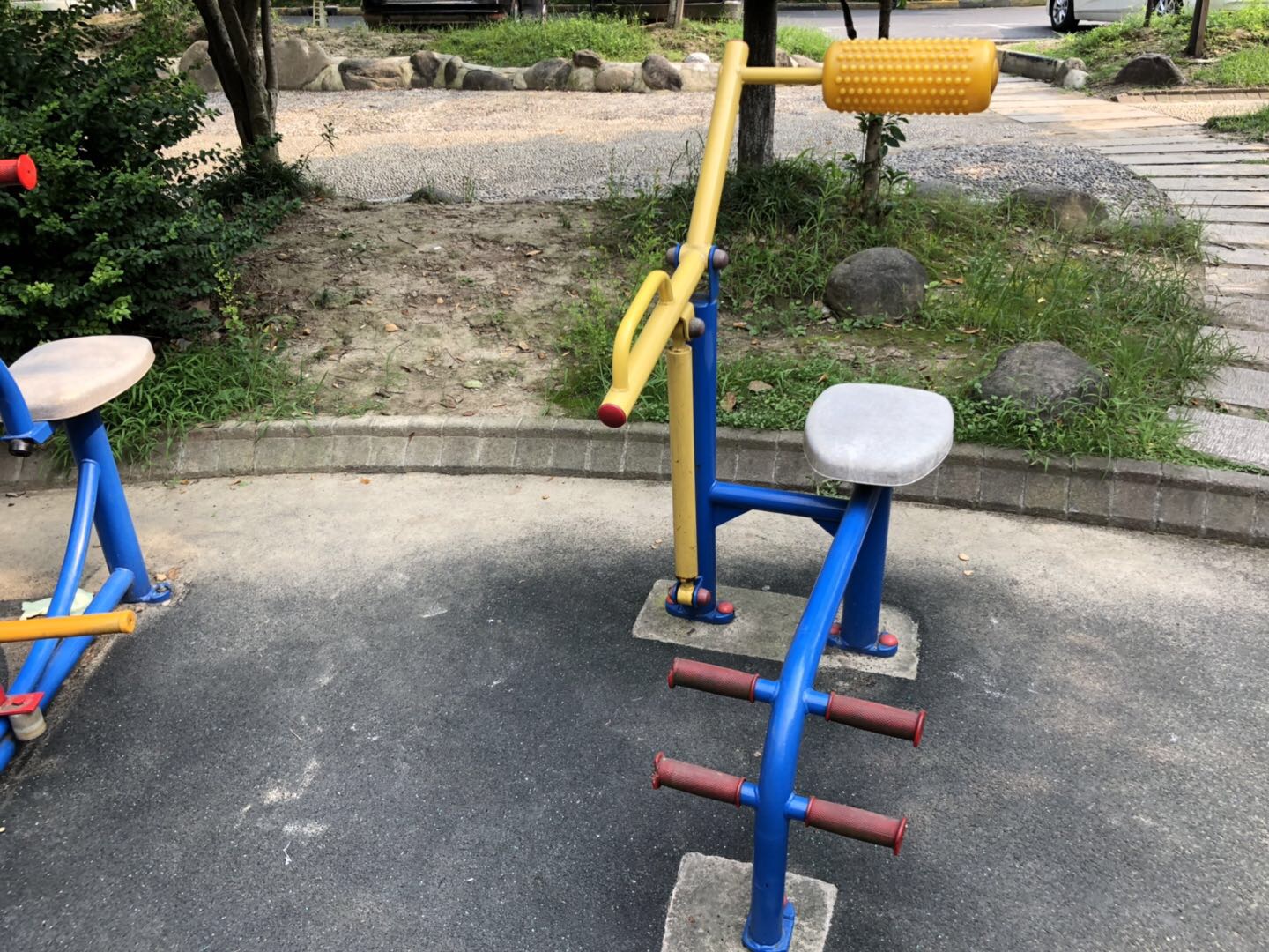 腹背锻炼器