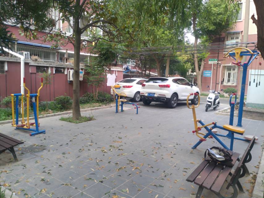 华美路居委健身点C