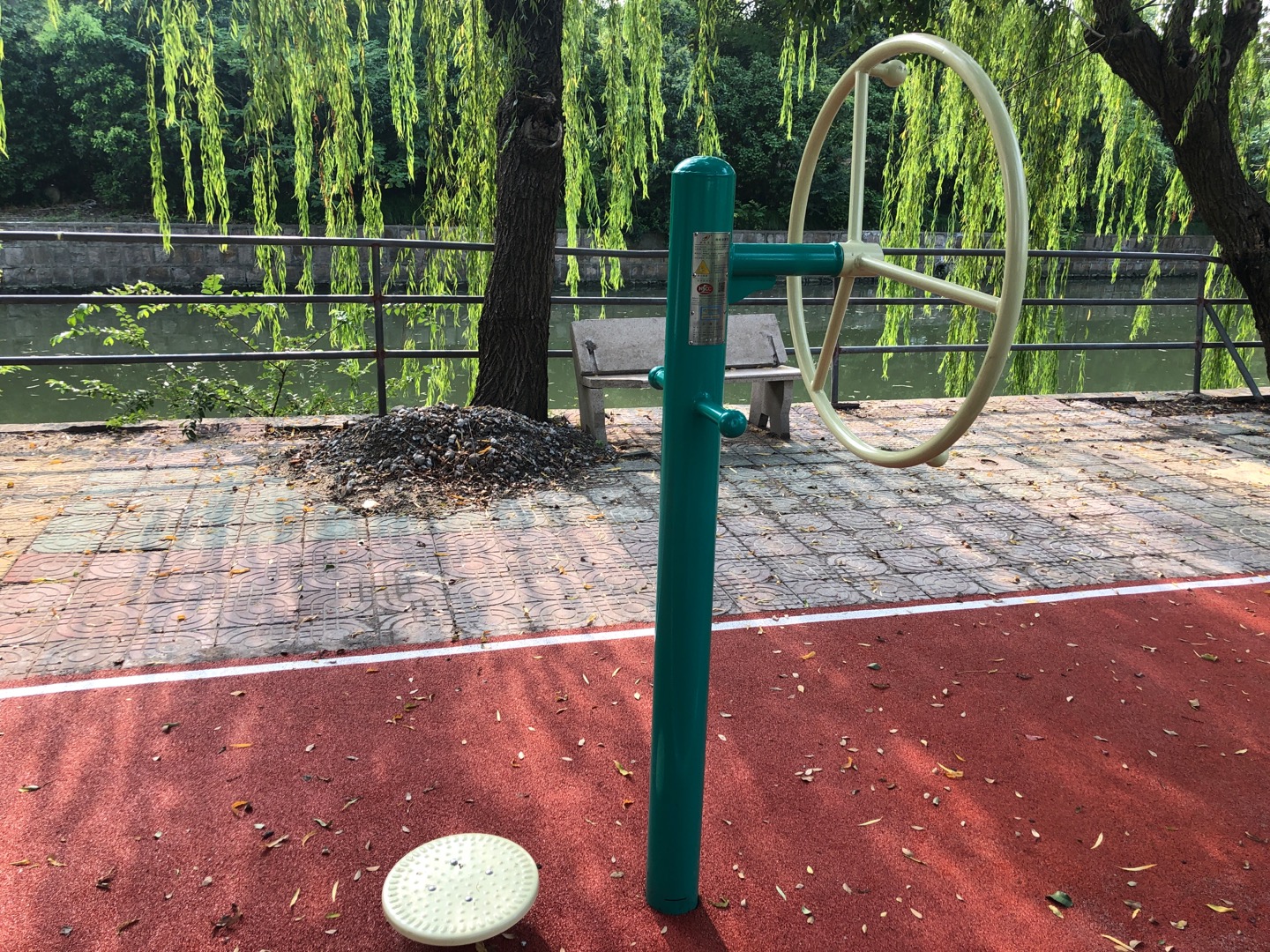 转轮扭腰器