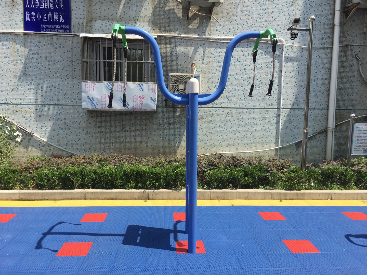 双立柱牵引器