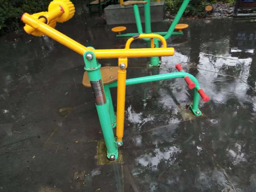 腹背锻炼器