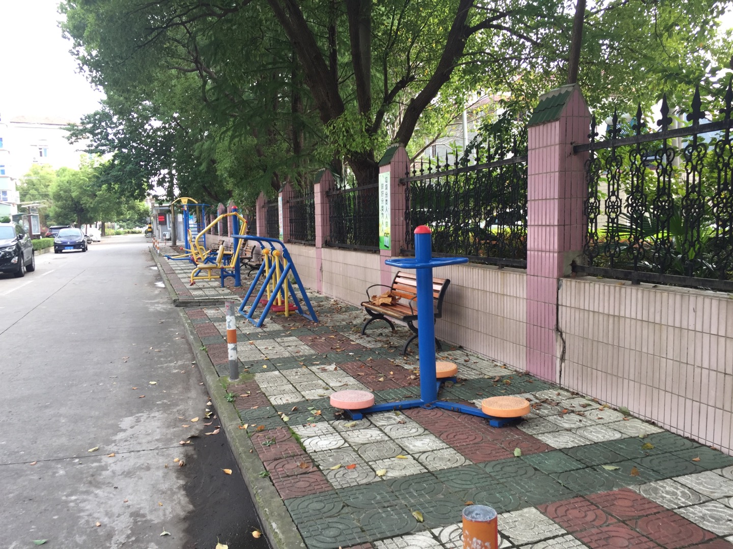 江山居委健身点