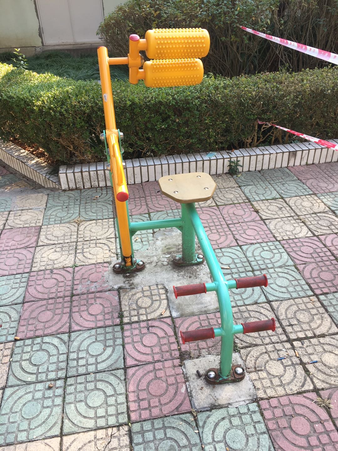 腹背锻炼器