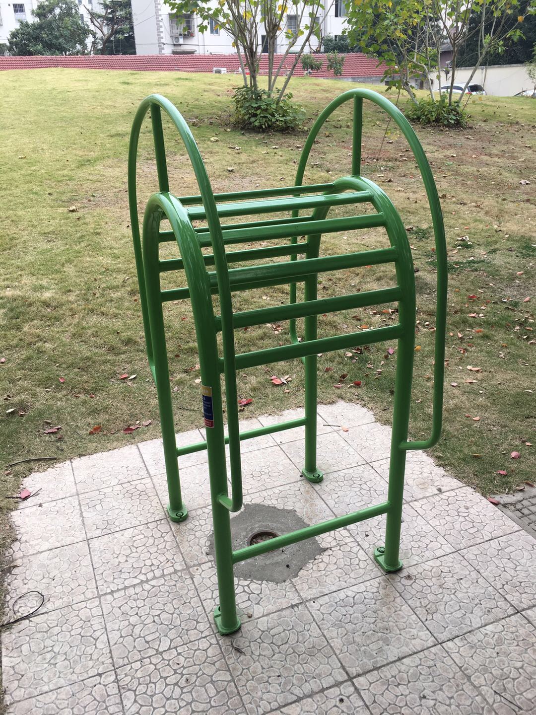 腰背伸展器