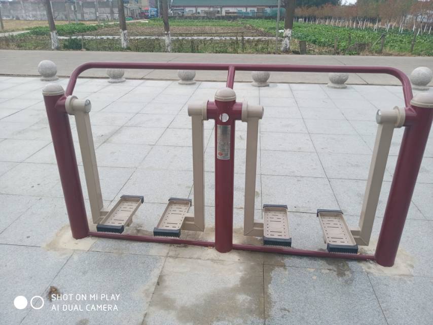 双人漫步器
