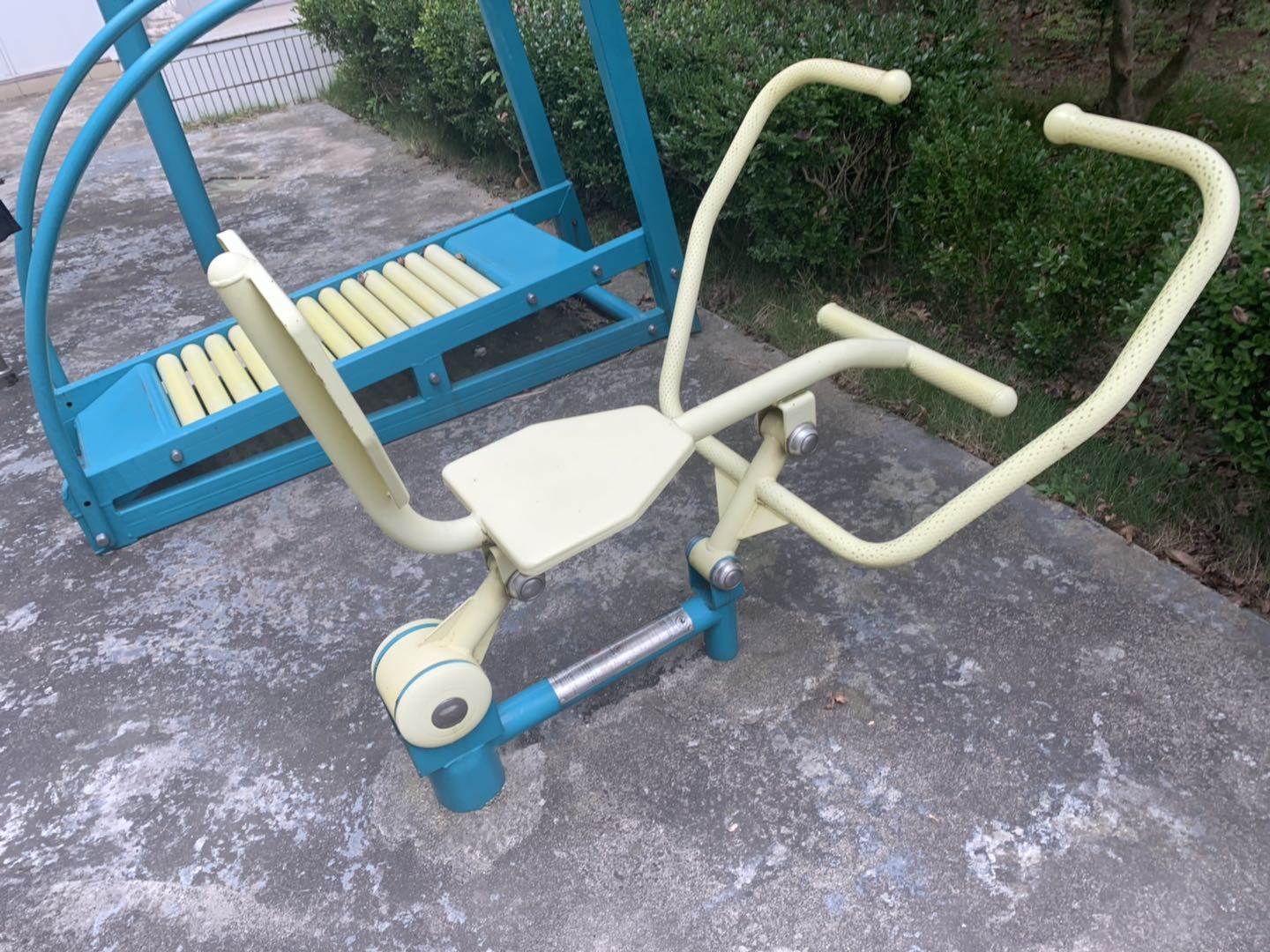划船器