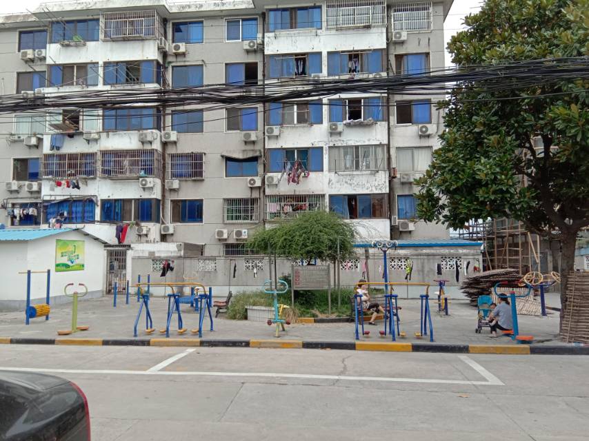 曹王社区曹王路158弄小区健身苑点