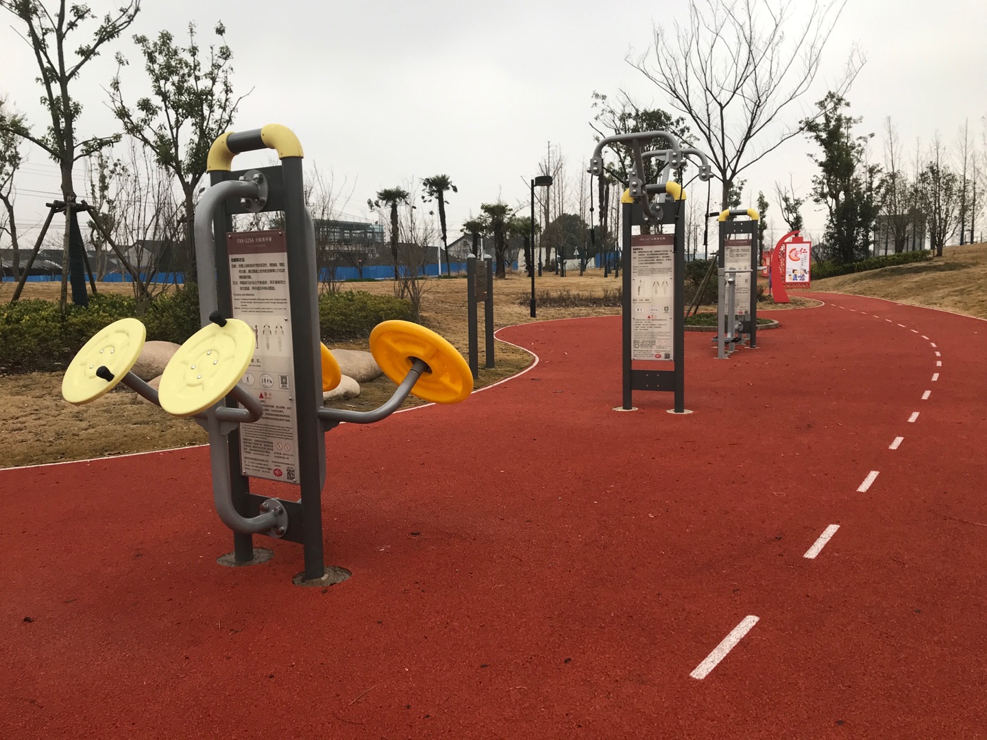 陆渡村小公园健身点（一）