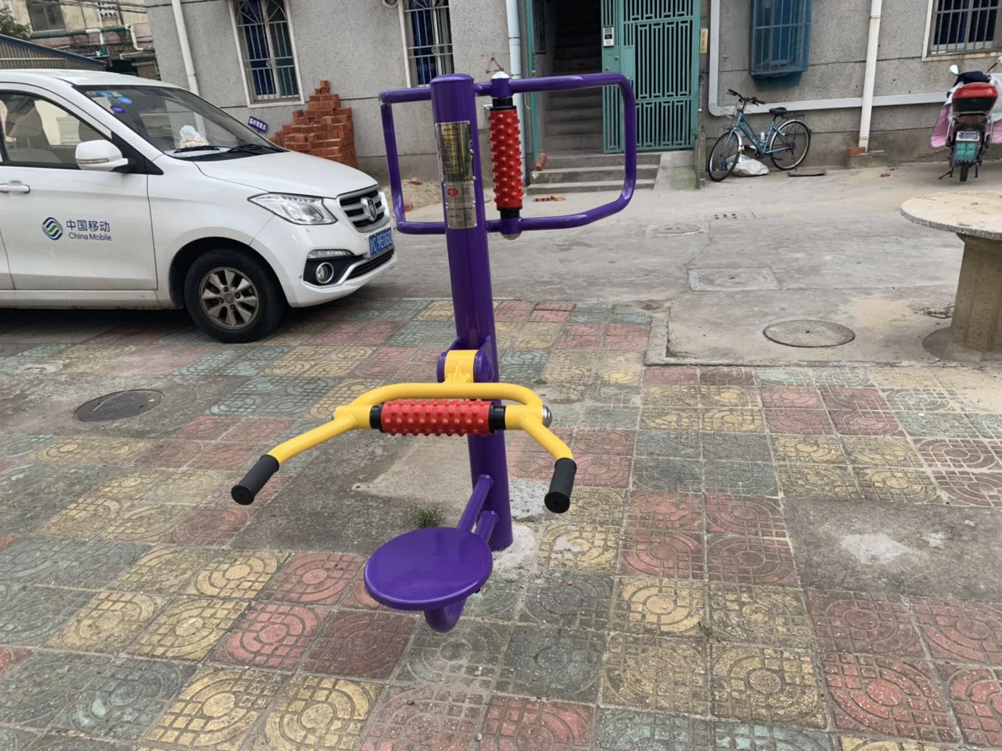 腰背按摩器