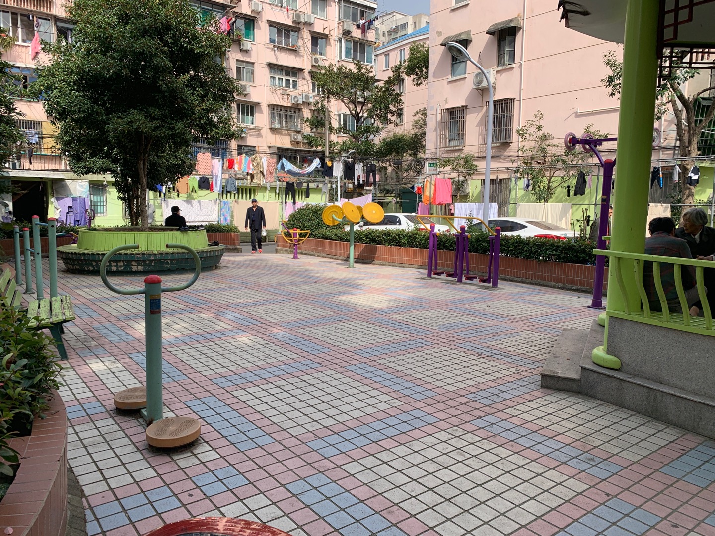 潍坊四村居委健身点1