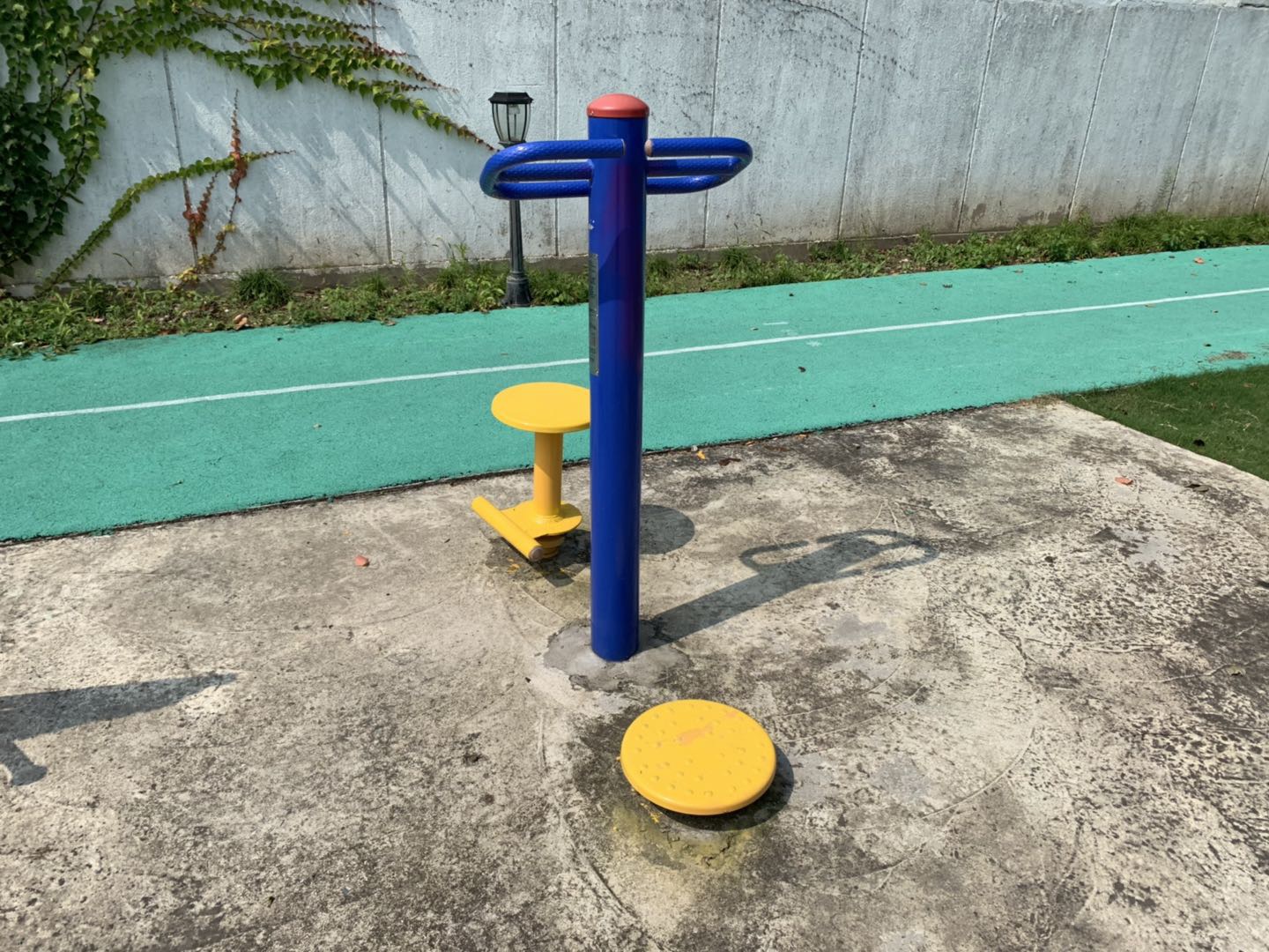 双位扭腰器