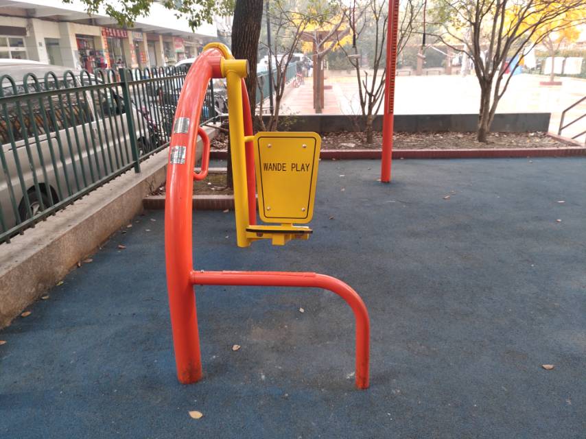 二位蹬力器