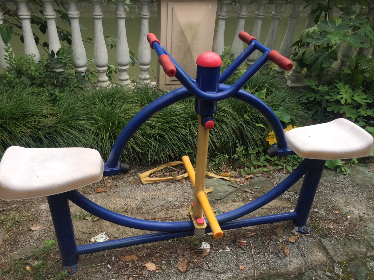下肢康复器