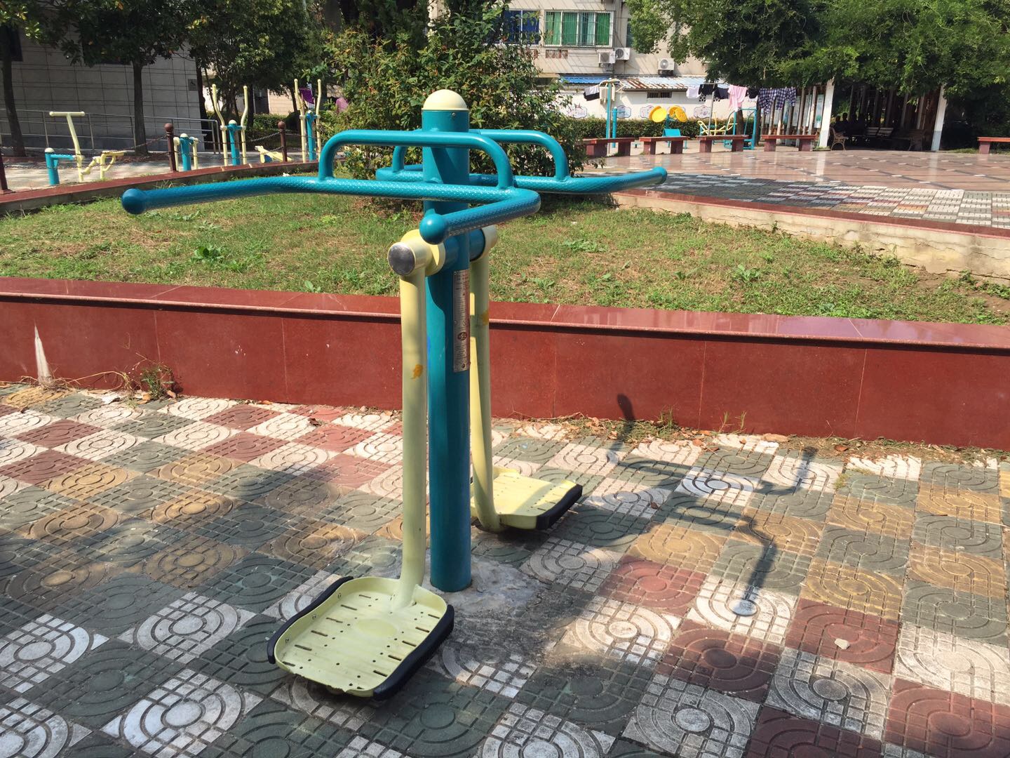 双人钟摆器