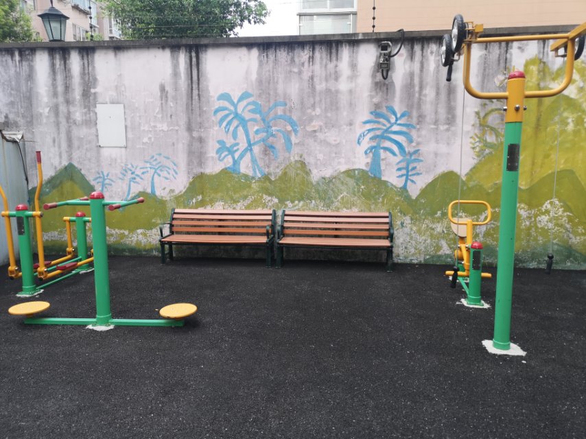 吴宝路一居委健身苑点F