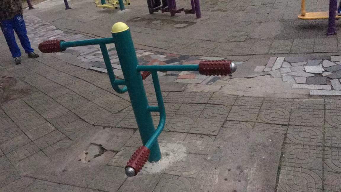 四级压腿按摩器