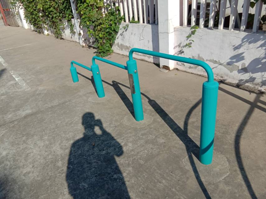 弹震压腿器