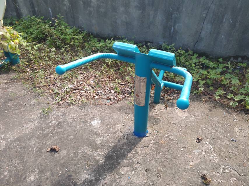 背肌训练器