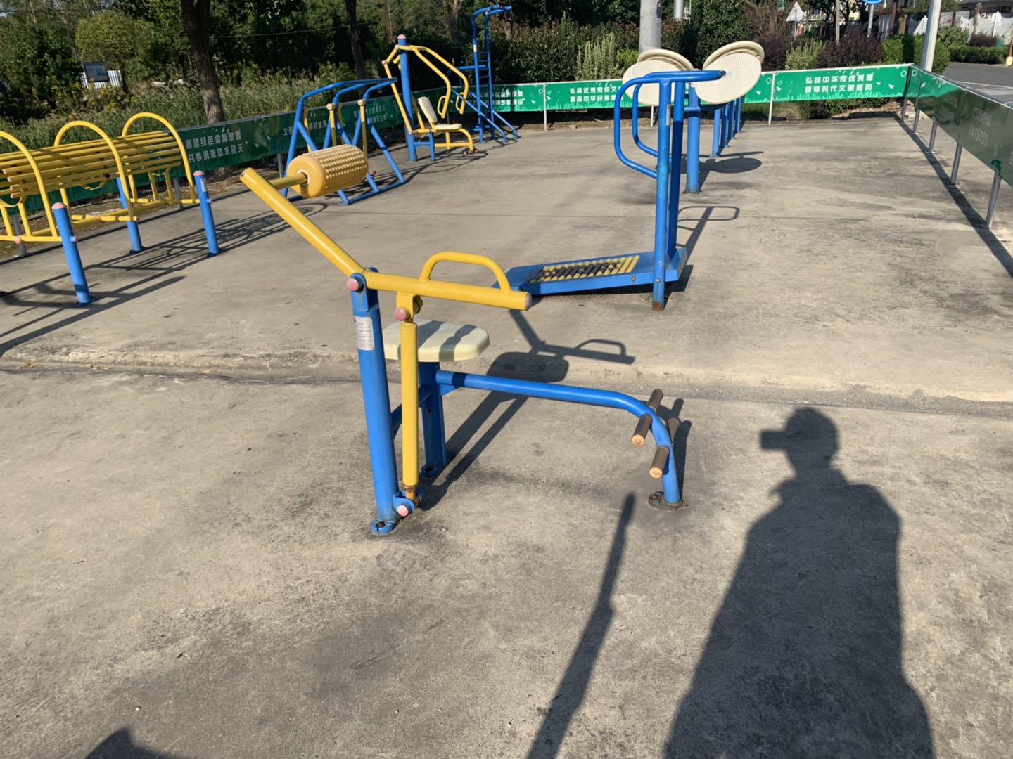 腹背锻炼器