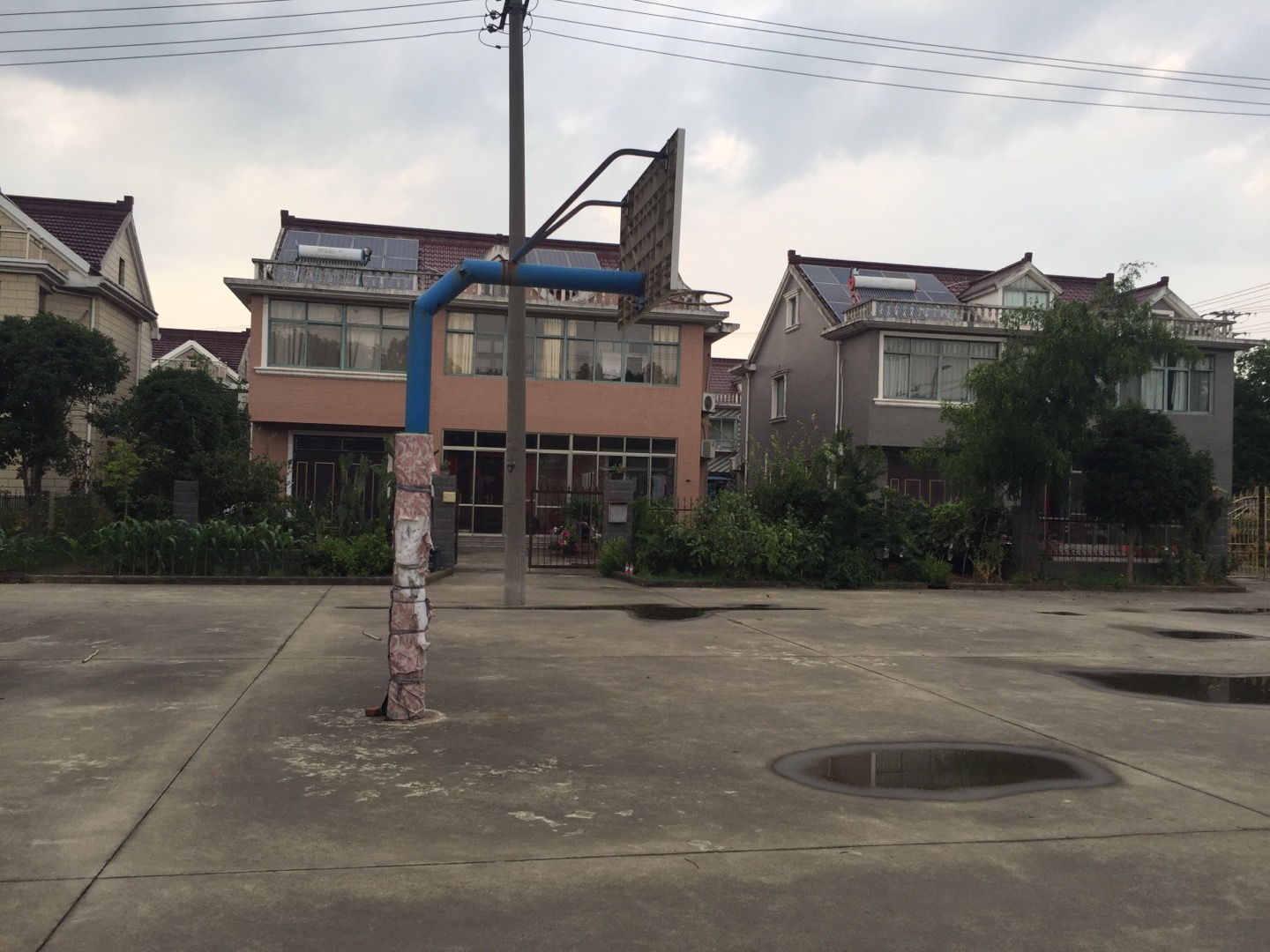 唐行村农民健身工程