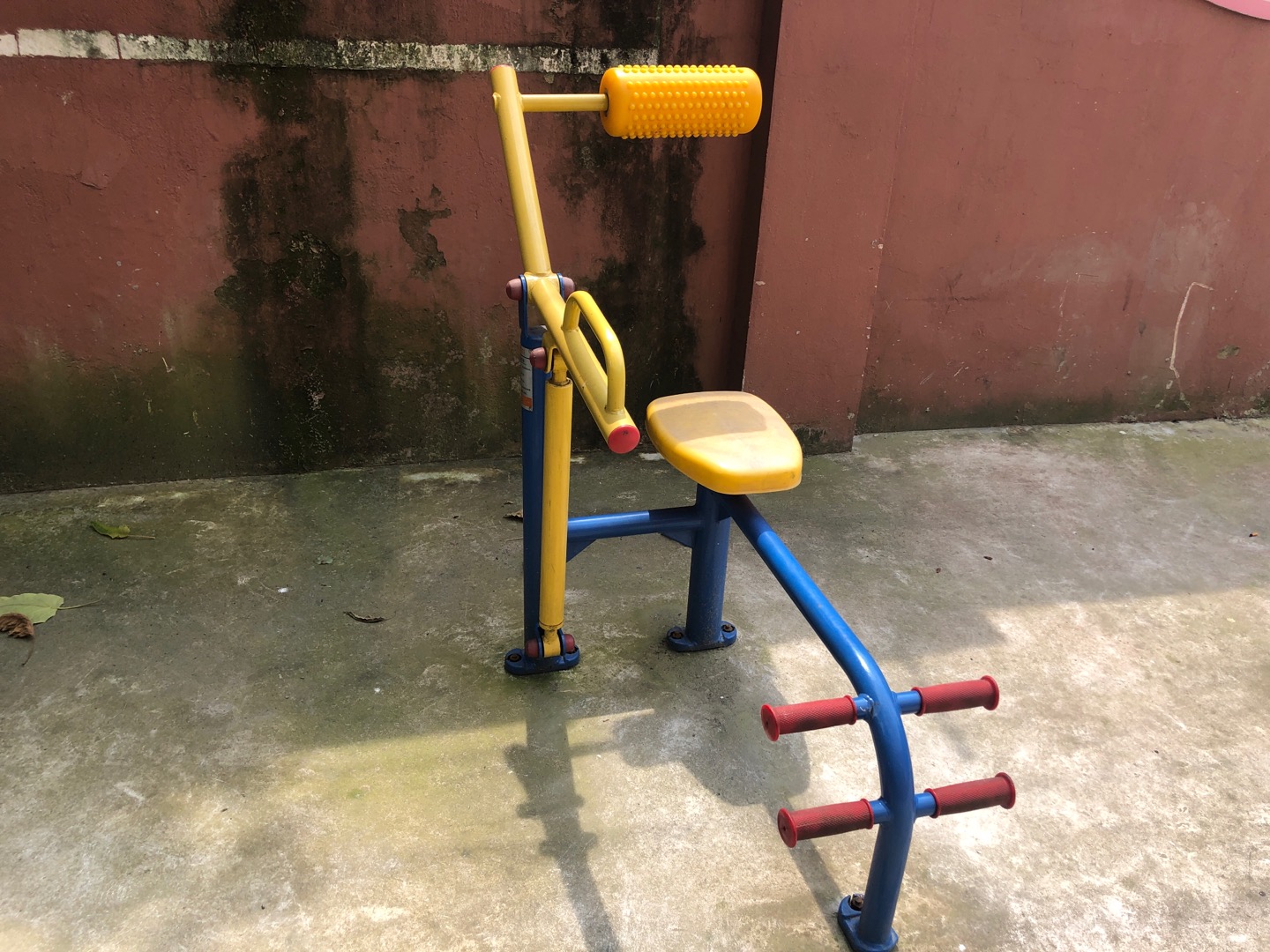 腹背锻炼器