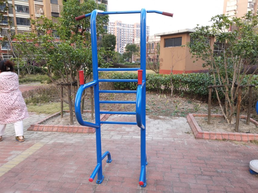 多功能训练器