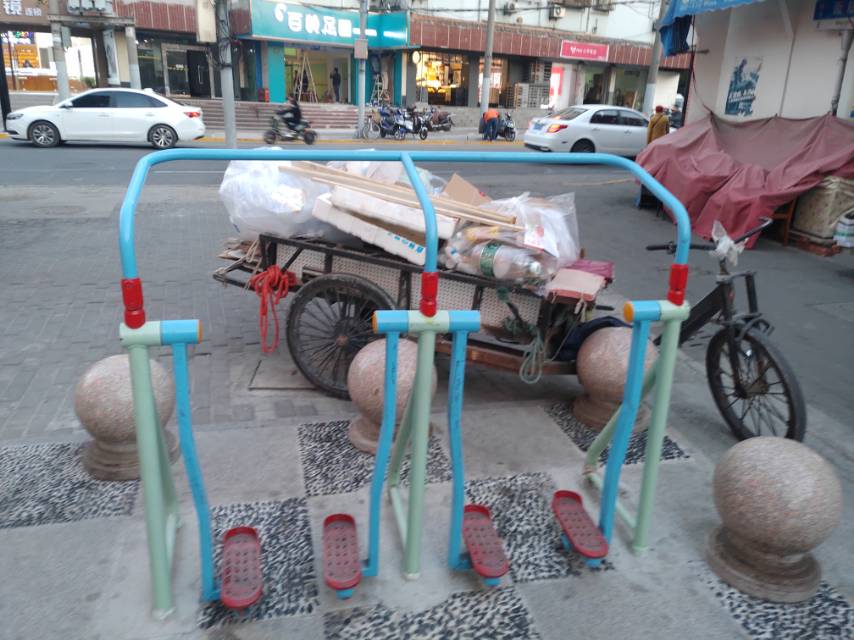 太空漫步器
