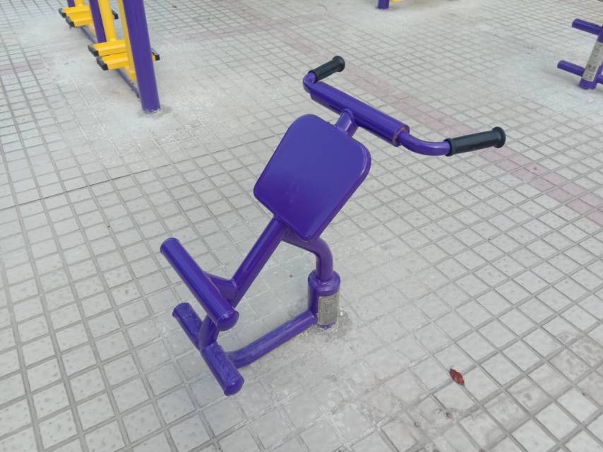 背肌训练器