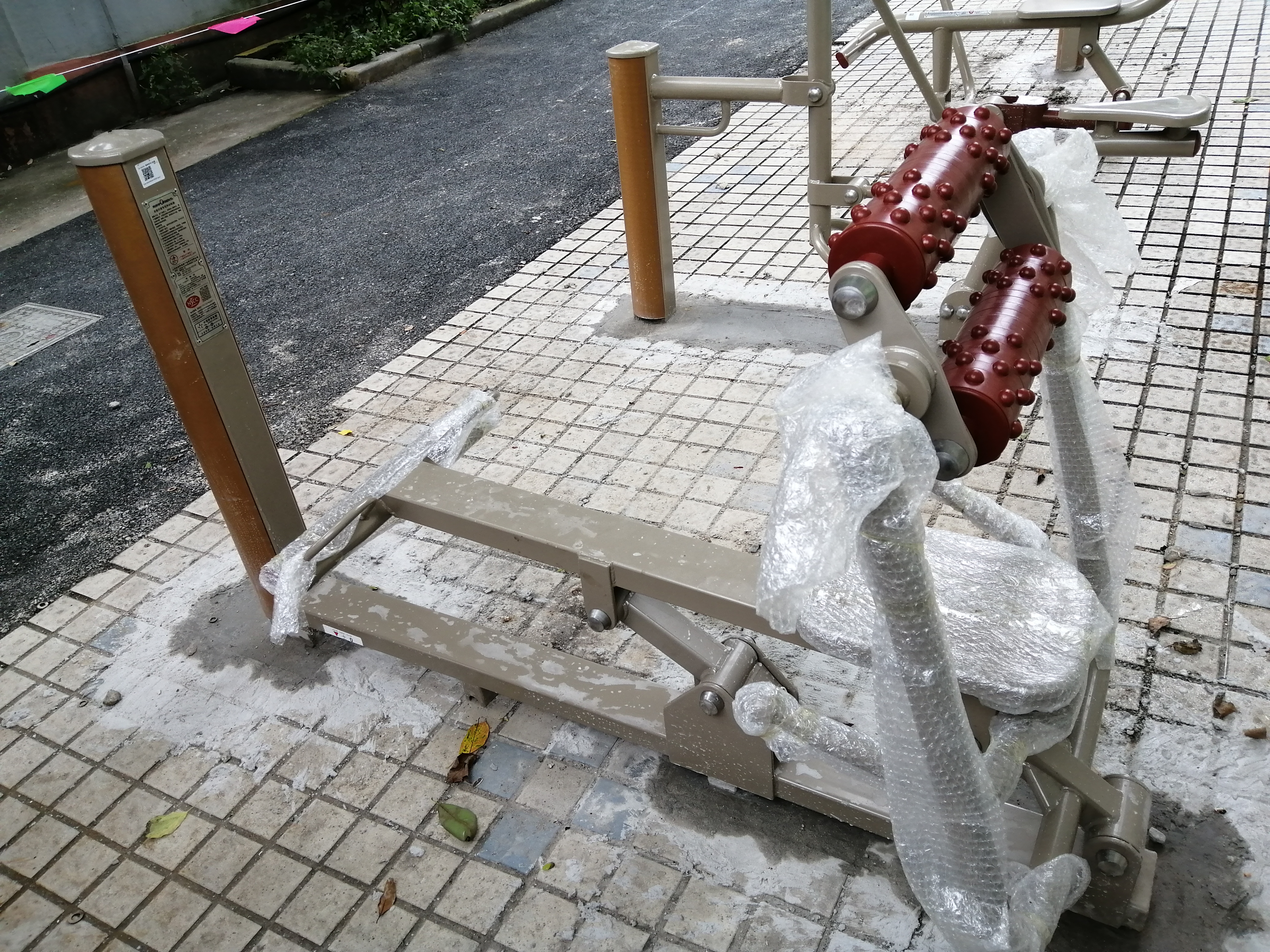 腹背屈伸训练器