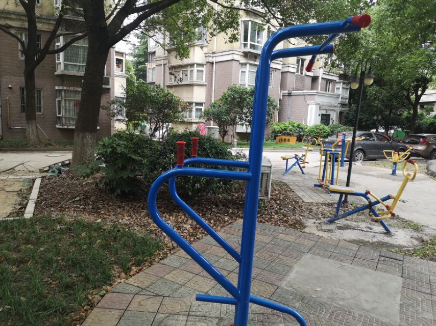 多功能锻炼器