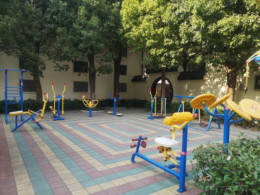 香楠路居委健身苑点