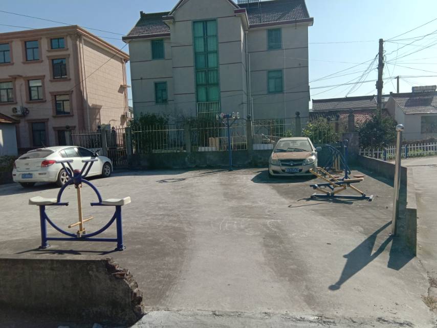 星火村5组731号东健身路径