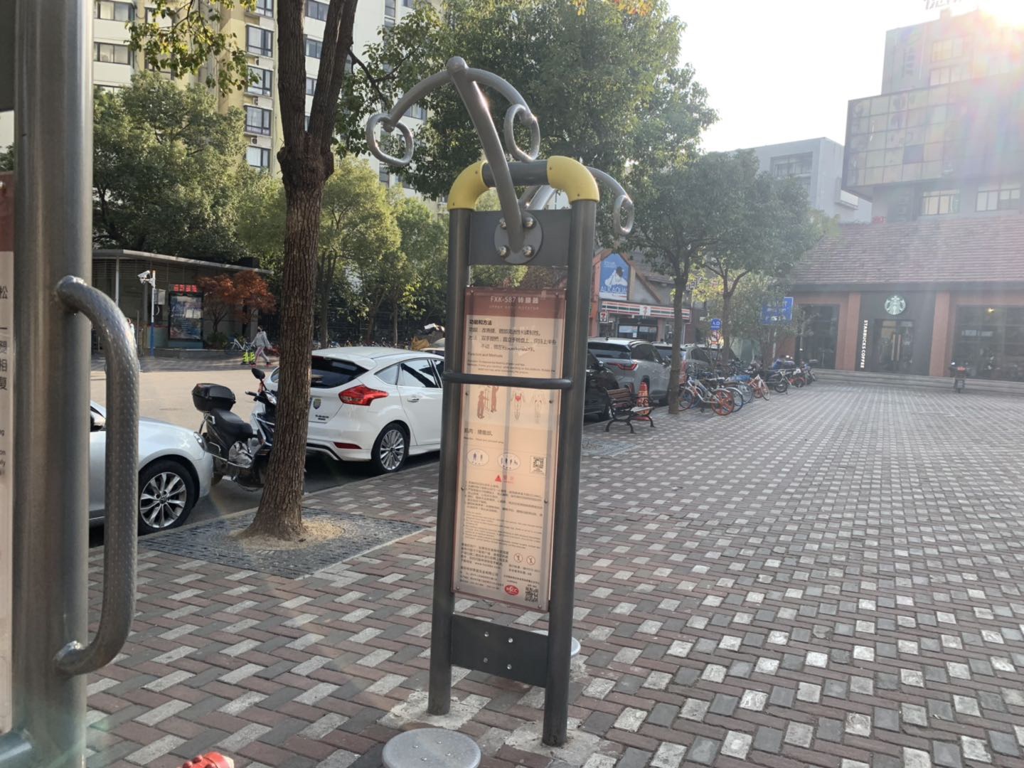 转腰器