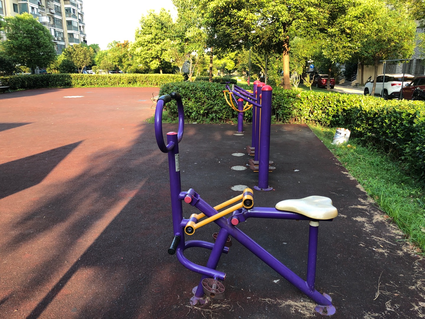 金德社区爱特路333弄健身点