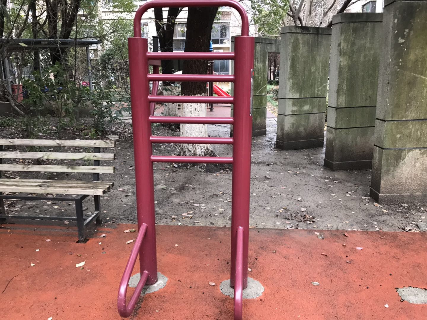 多功能训练器