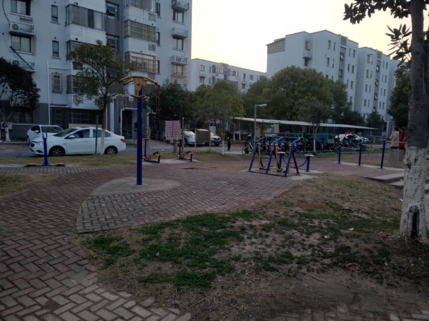 兰馨苑广场健身点