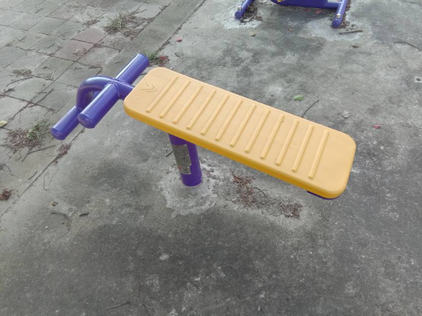 单人腹肌架