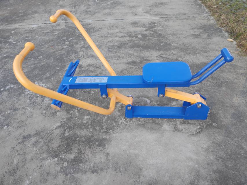 划船器