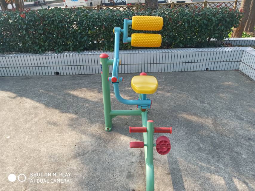 腹背锻炼器