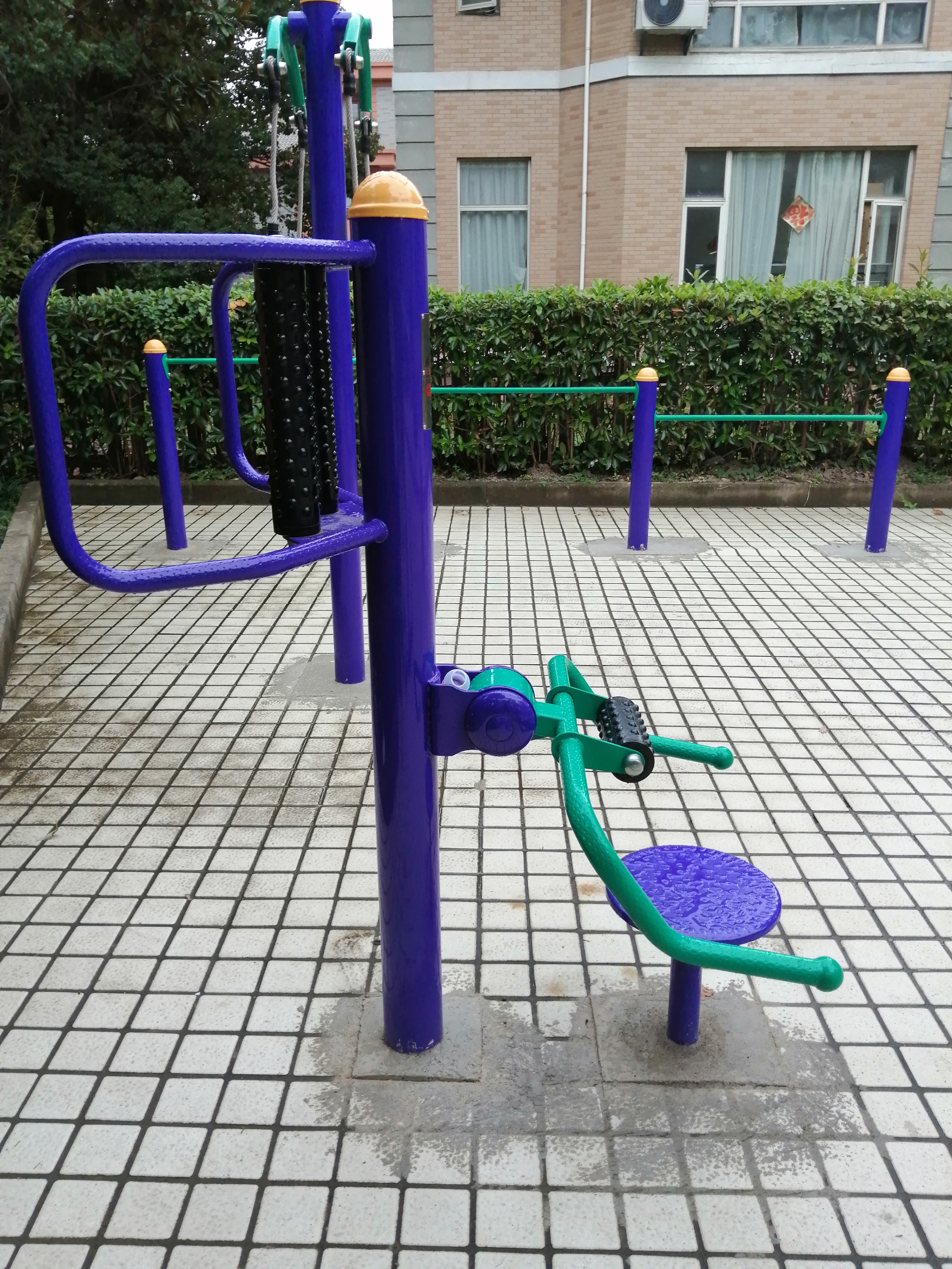 腰背按摩器