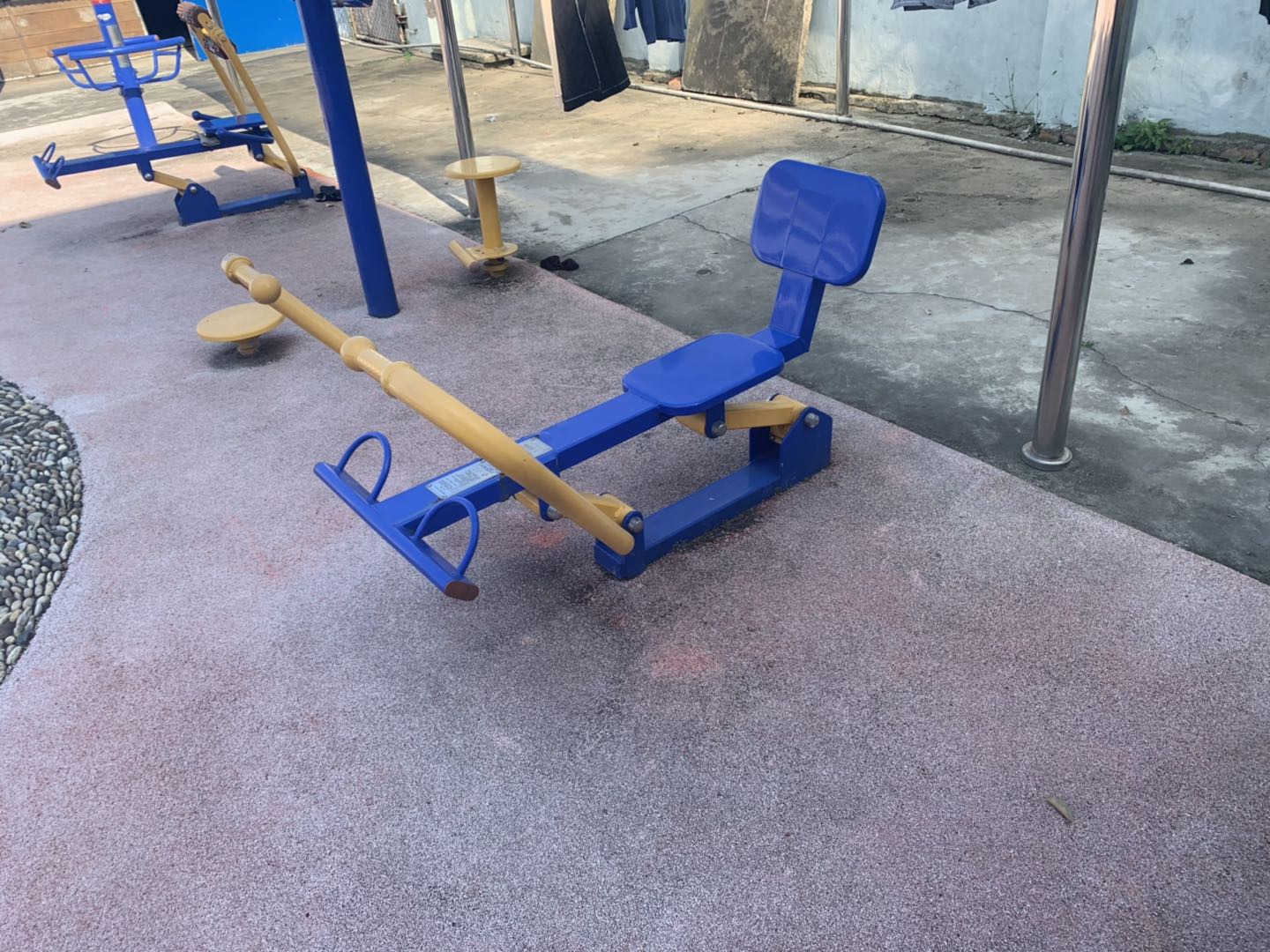 划船器