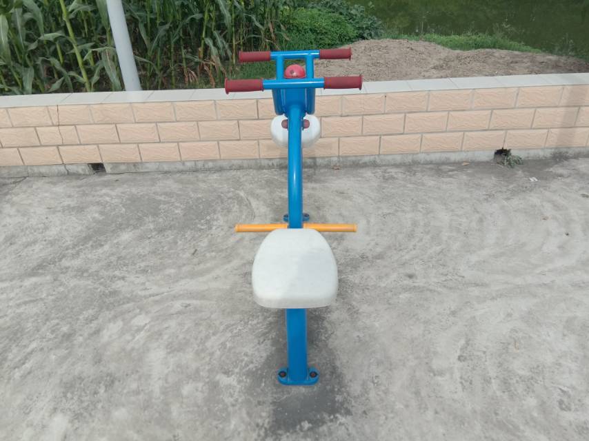 双人蹬腿器