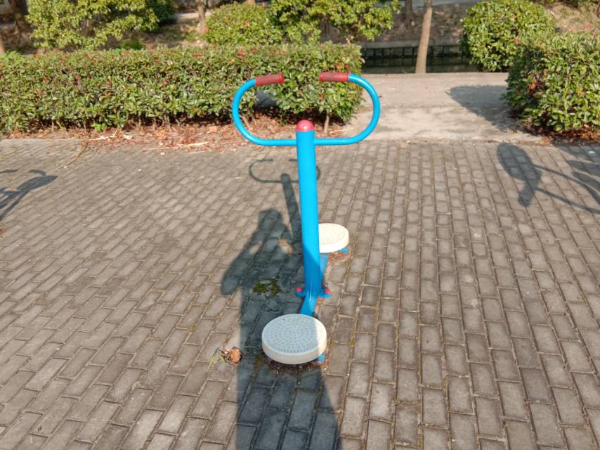 扭腰器
