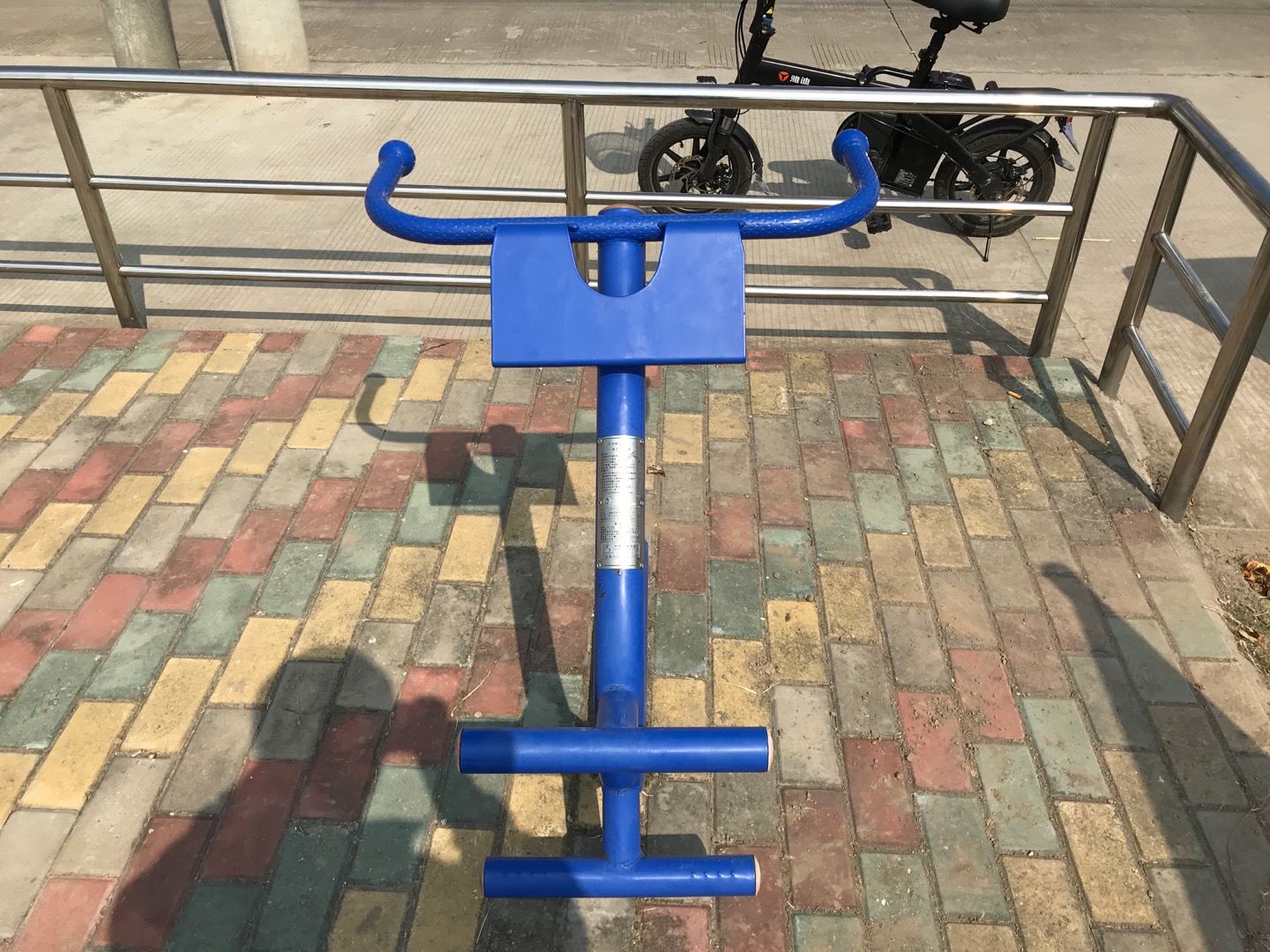 背肌训练器
