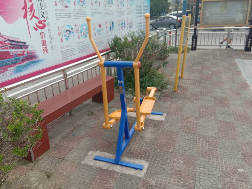 室外椭圆机