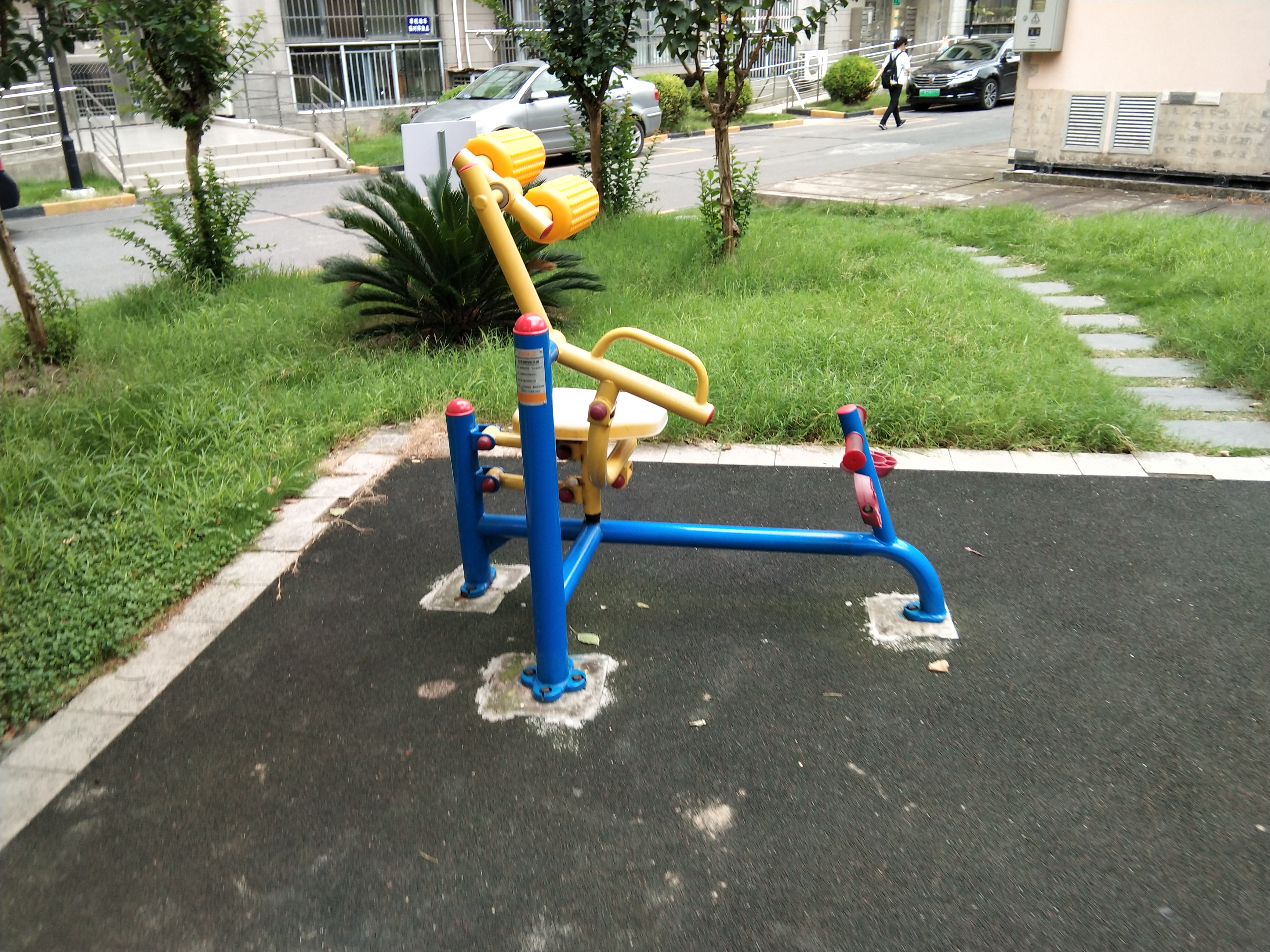 腹背锻炼器