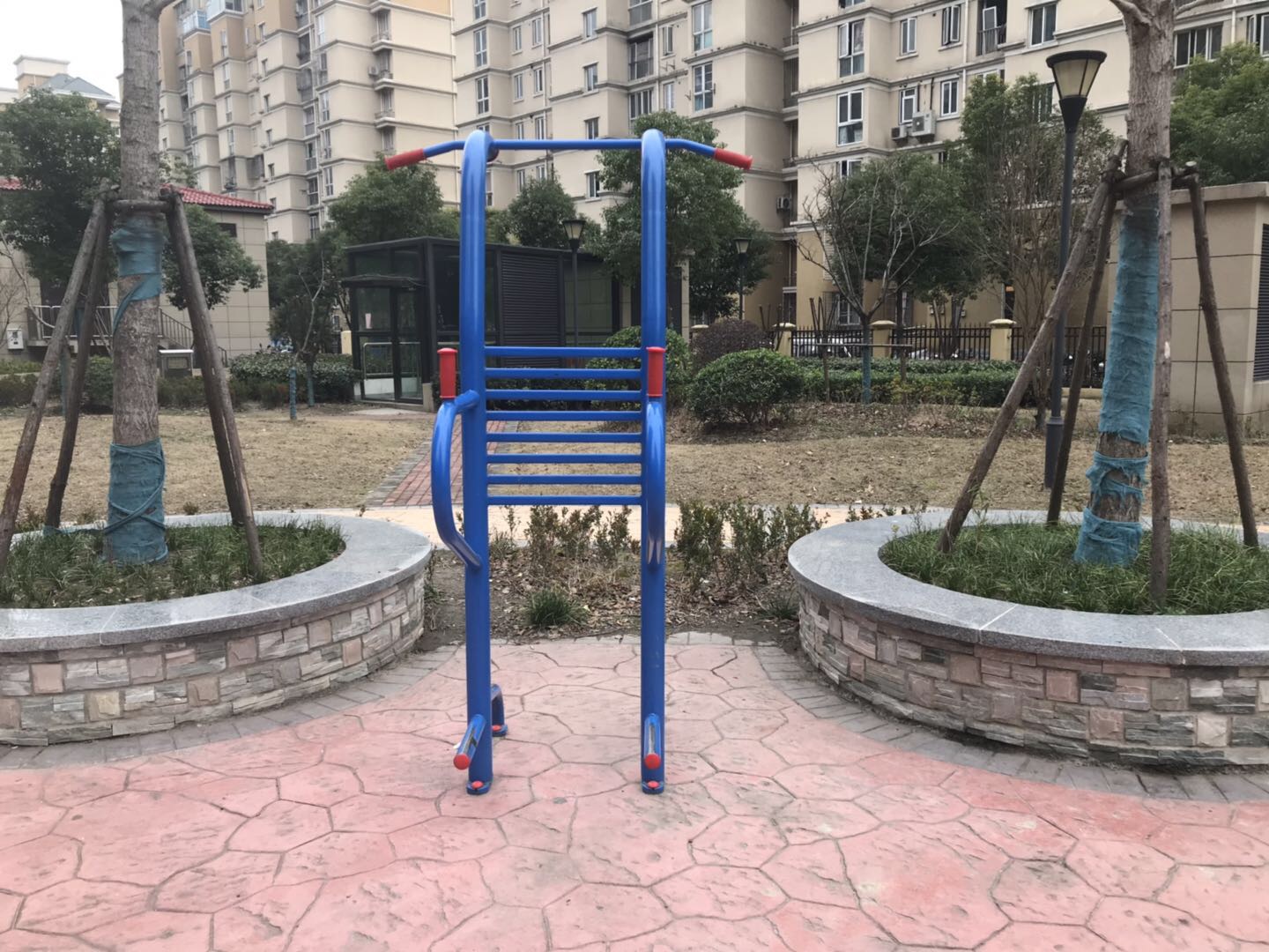 多功能训练器
