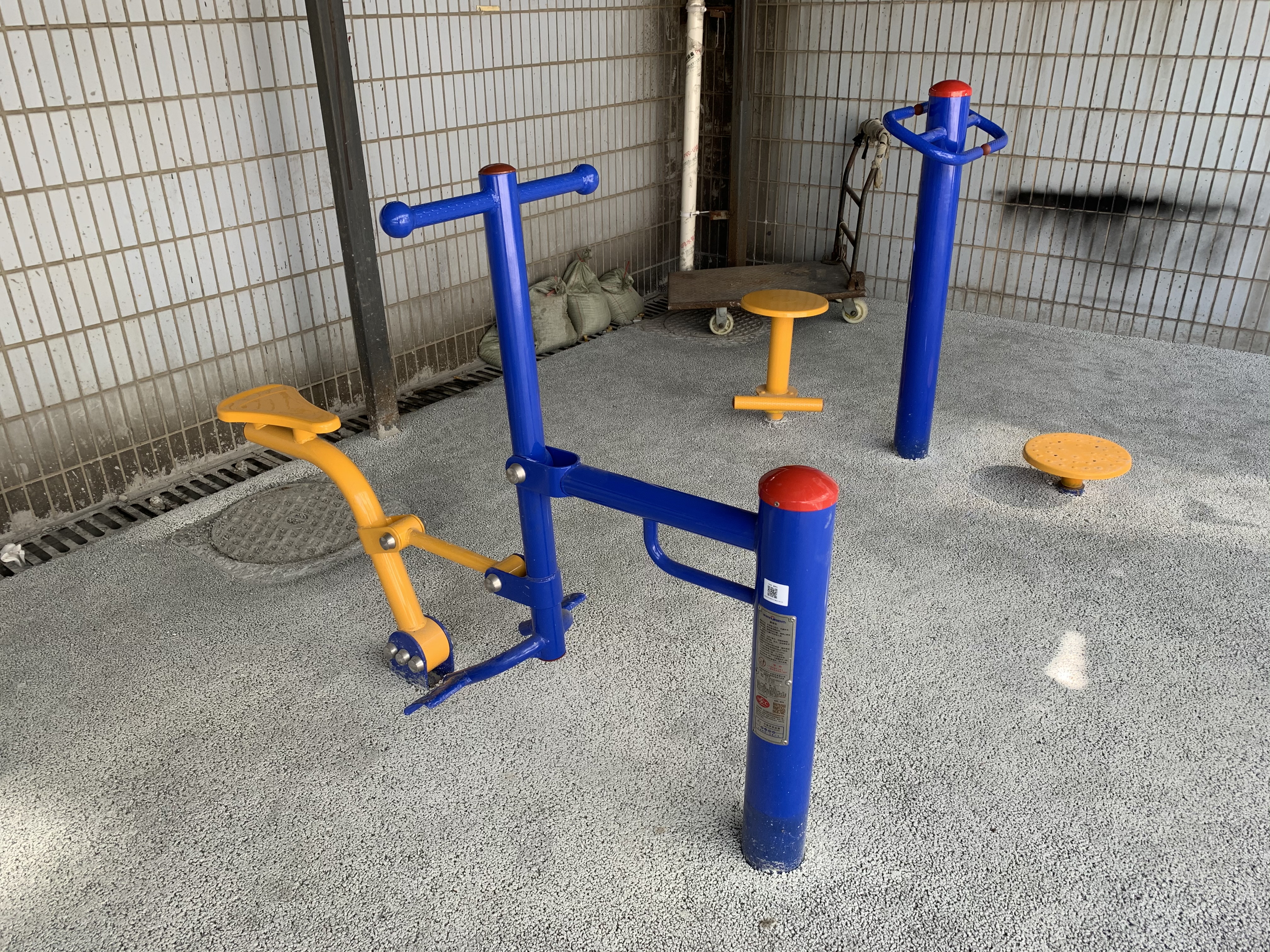 腰力训练器